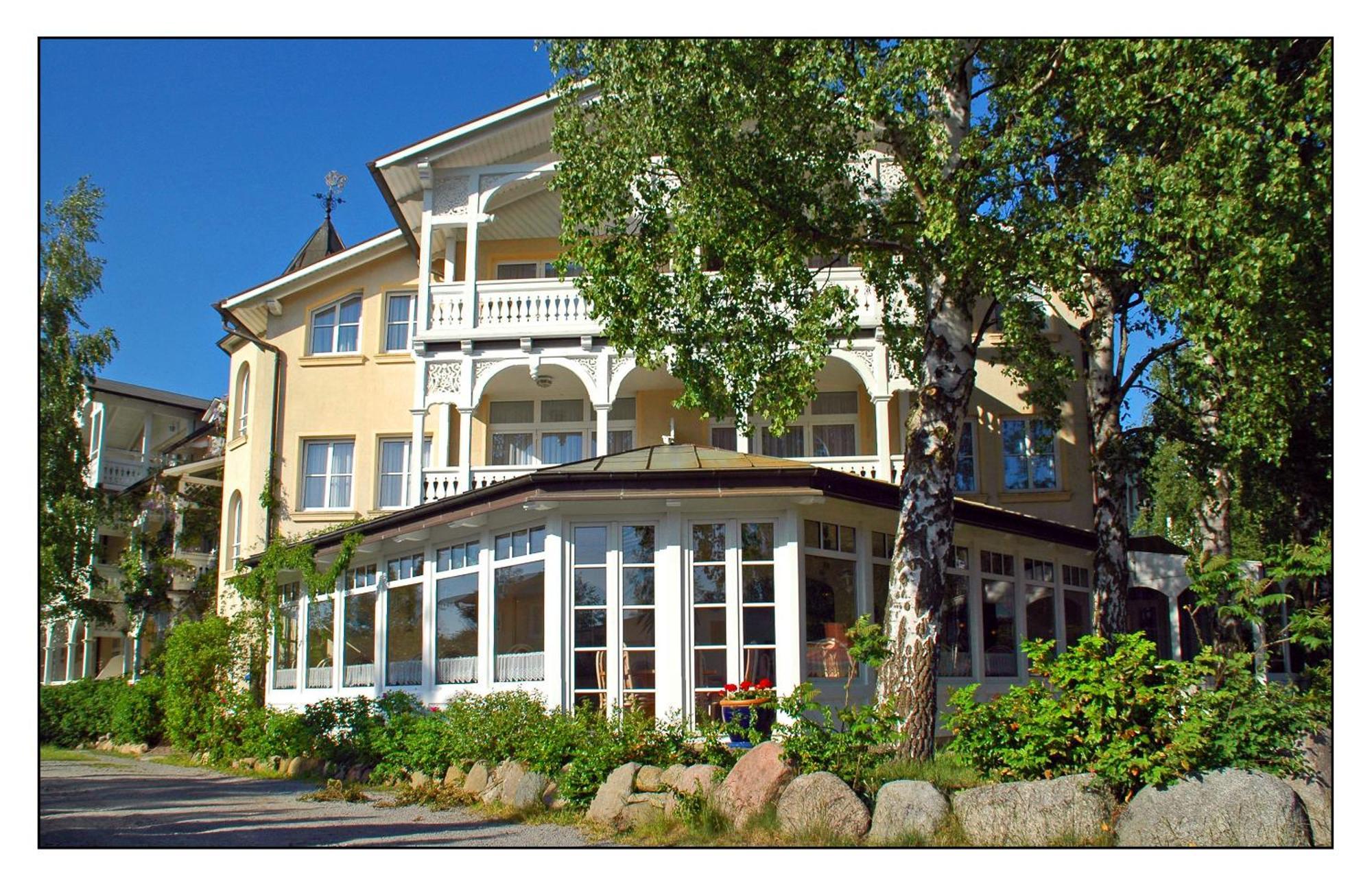 Hotel Villa Granitz Баабе Екстериор снимка